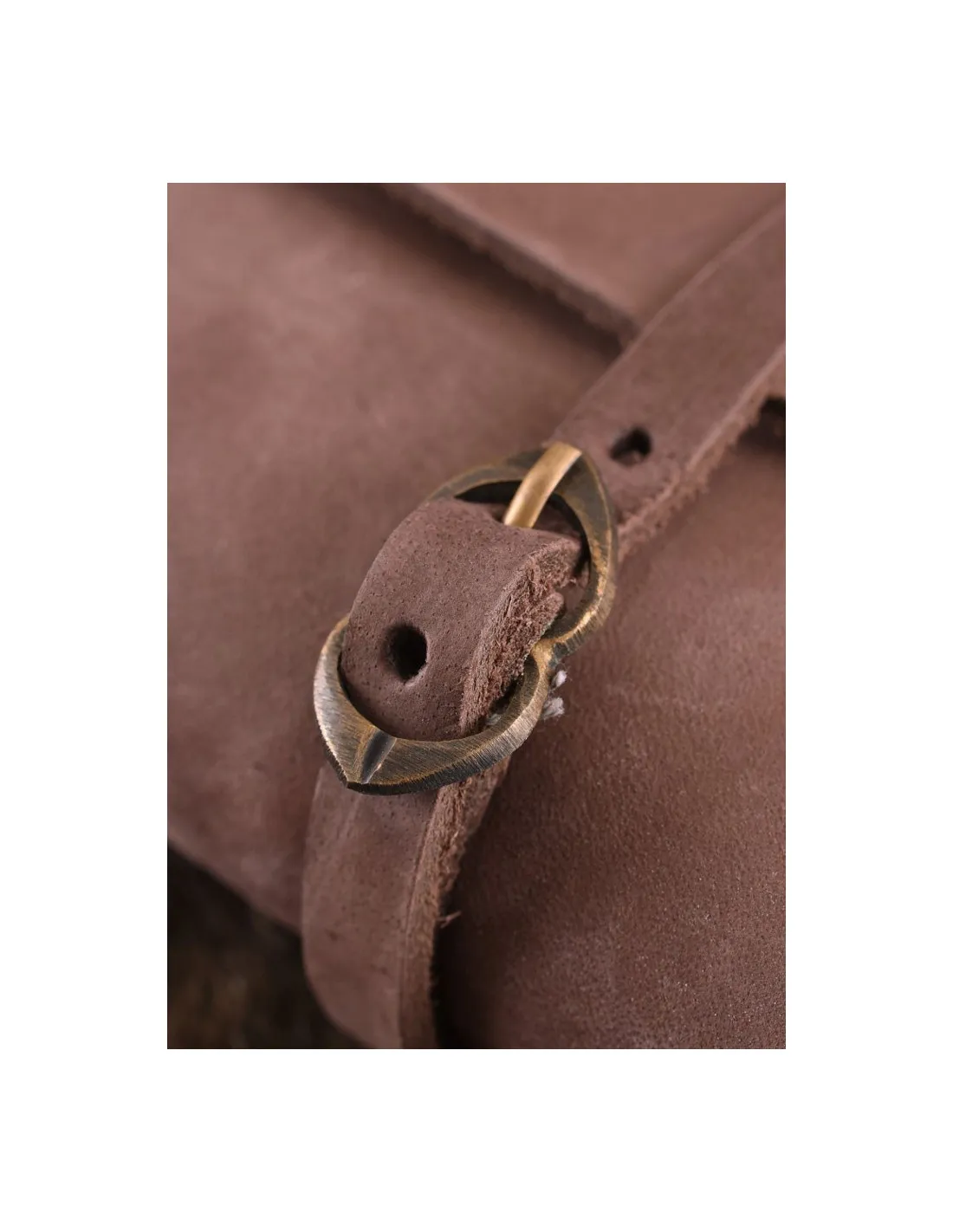 Bolso medieval con dos hebillas