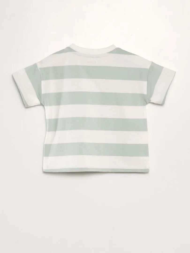 CAMISETA A RAYAS CON AUTOMáTICOS EN EL CUELLO  BLANCO