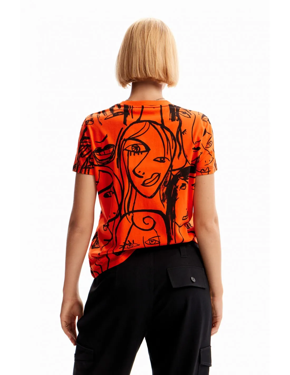 Camiseta con estampado de caras a contraste de Desigual
