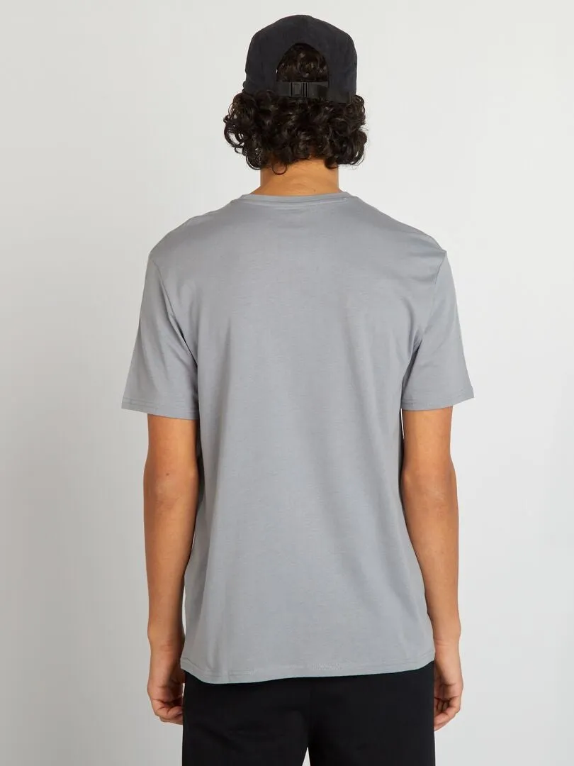 CAMISETA DE MANGA CORTA CON INSCRIPCIONES  GRIS