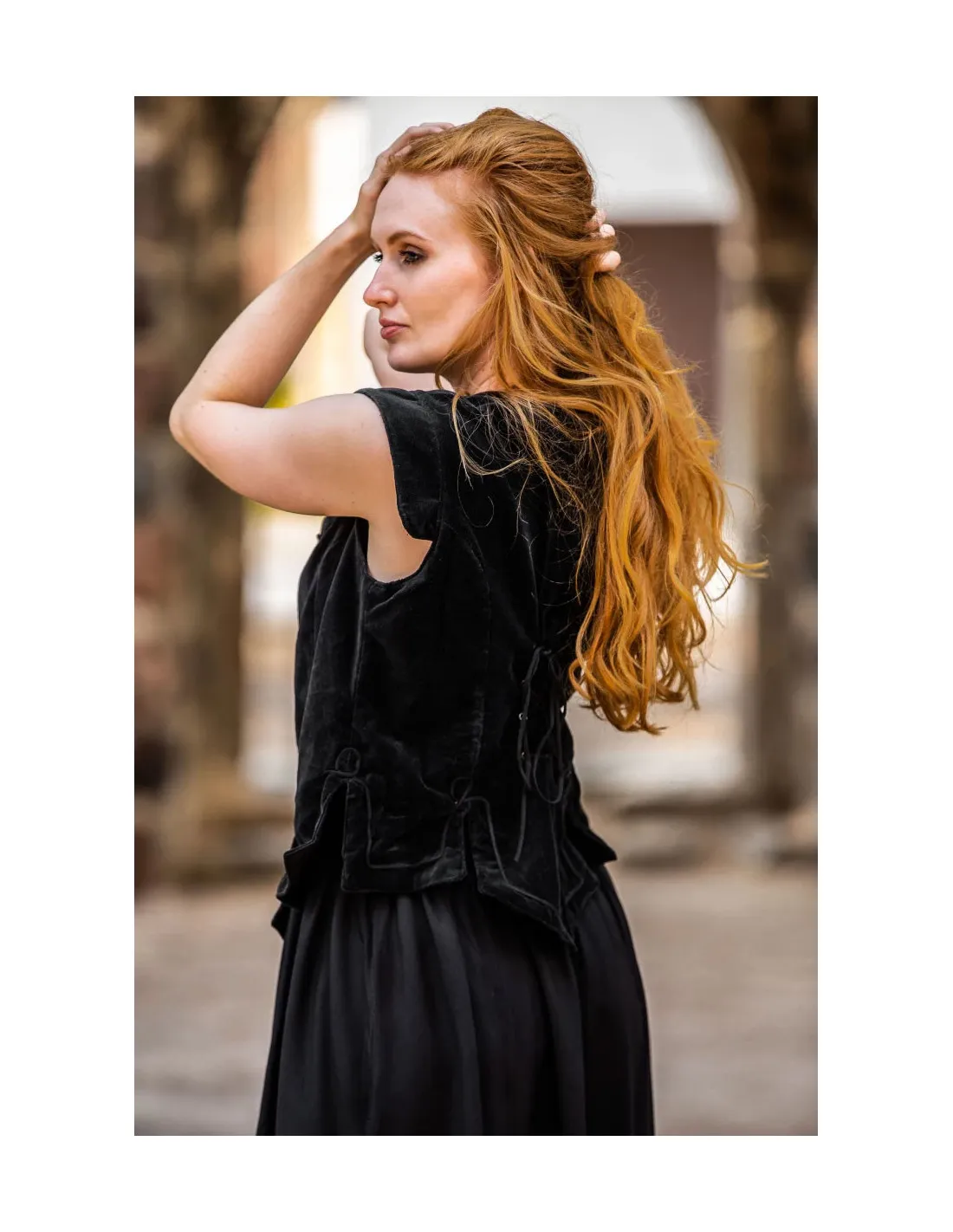 Chaleco medieval modelo Adrienne, negro