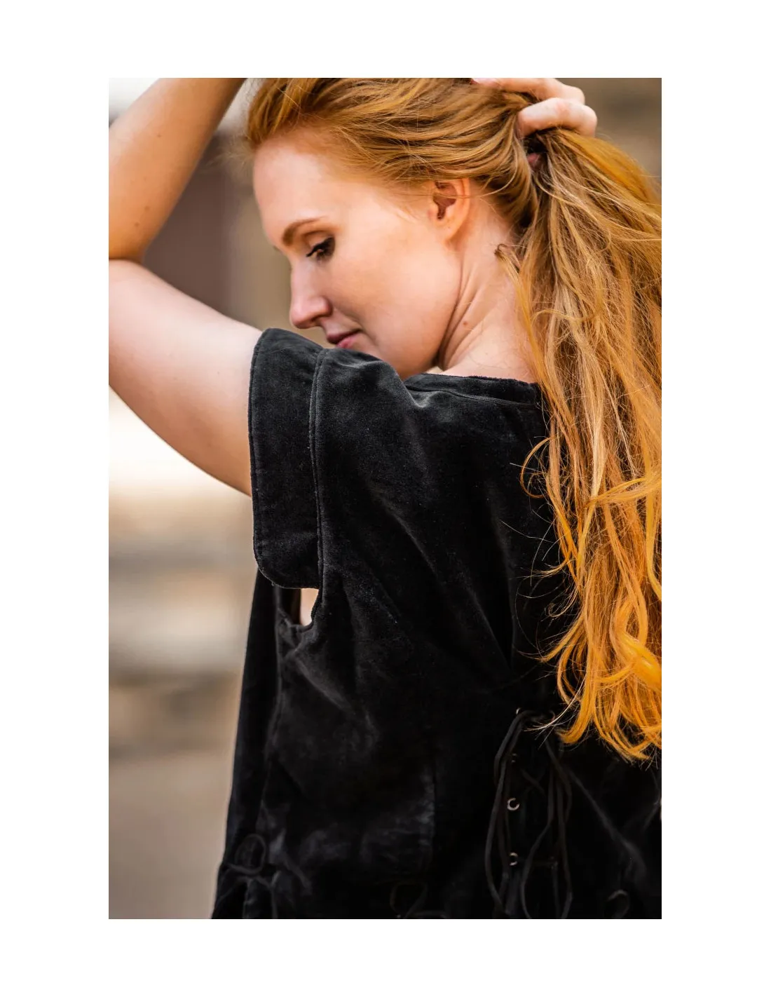 Chaleco medieval modelo Adrienne, negro