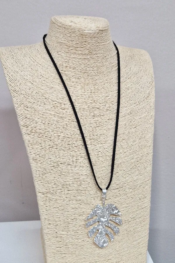 Collar Largo Palma Plateado