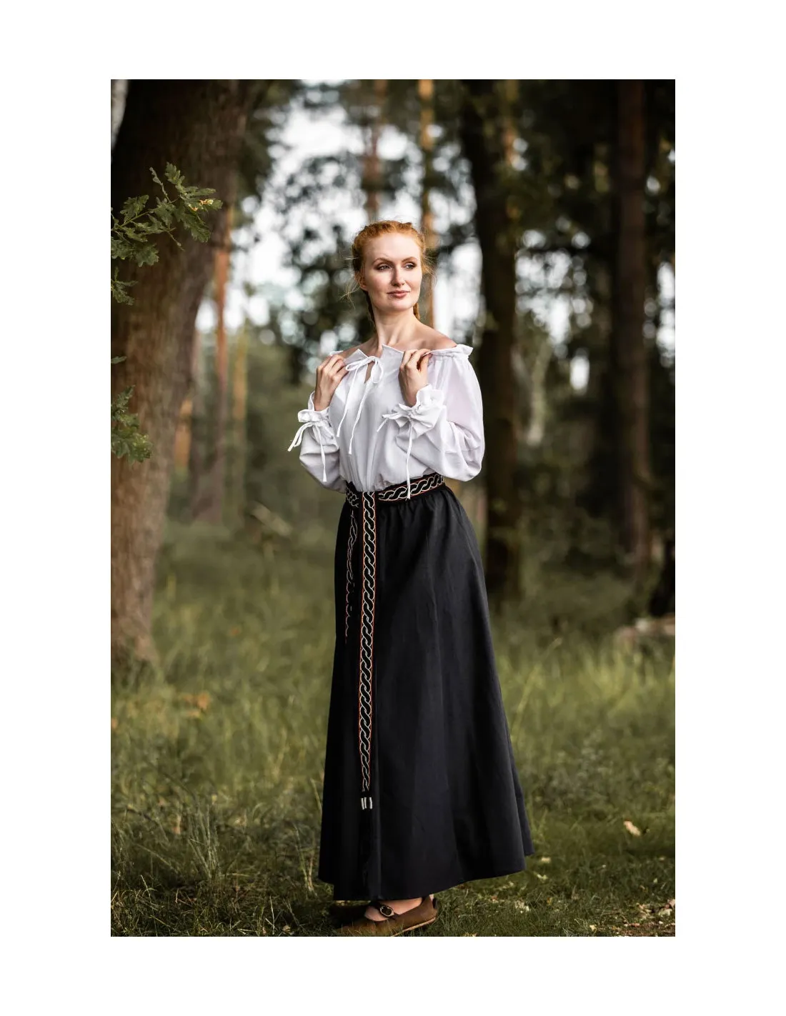 Falda medieval modelo Diana, negro