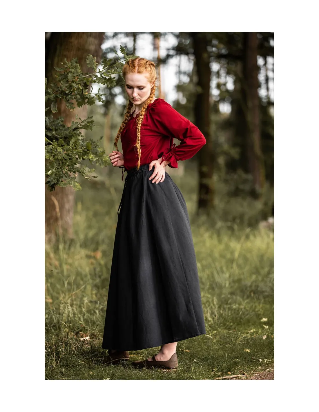 Falda medieval modelo Diana, negro