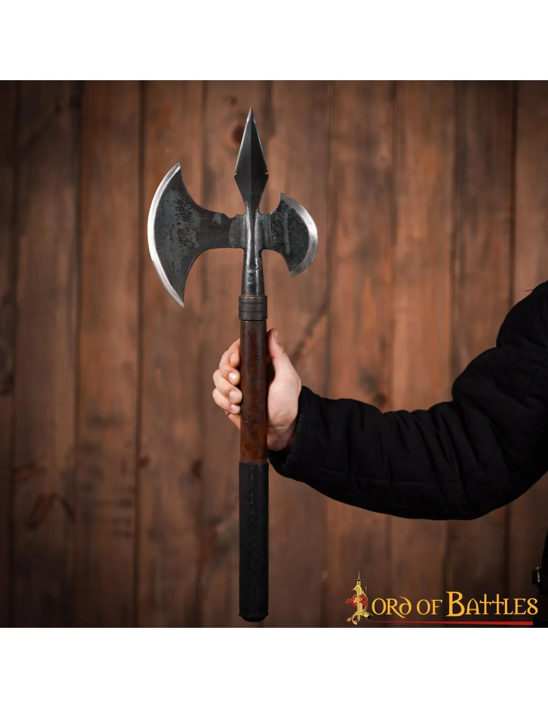 Hacha medieval tipo alabardas bajomedievales