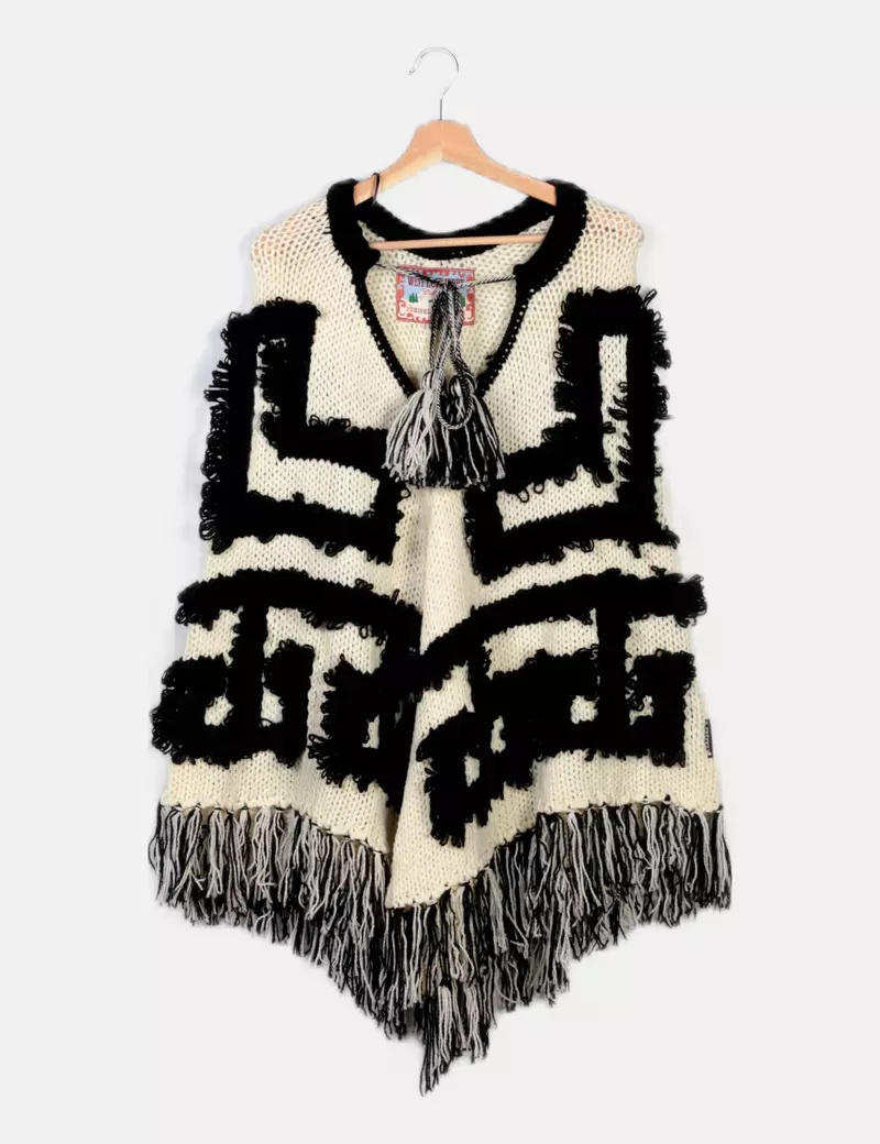 Highly Preppy Poncho bicolor desflecado