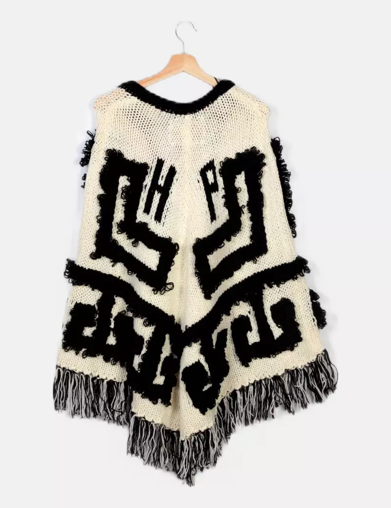 Highly Preppy Poncho bicolor desflecado