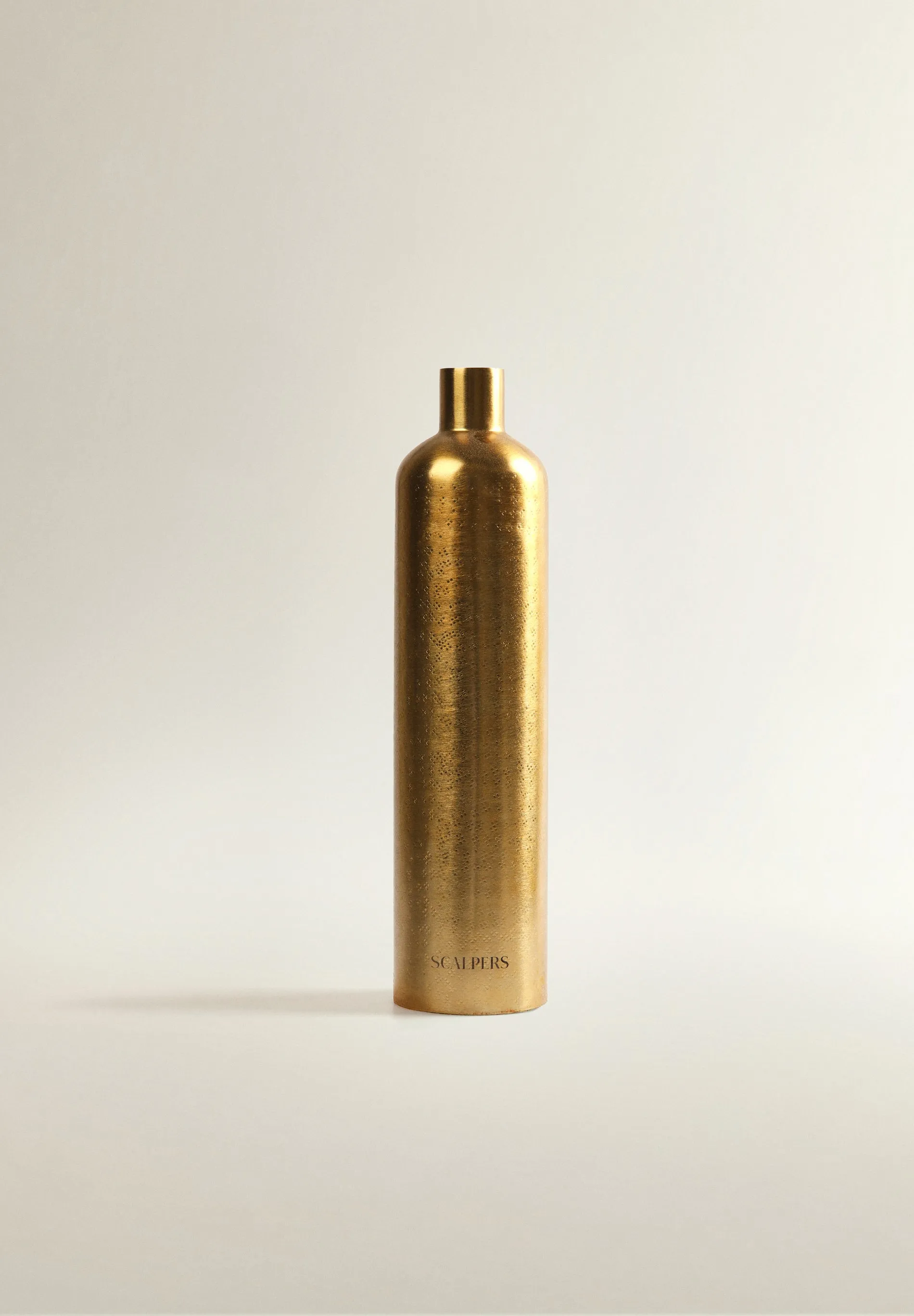 JARRÓN DECORATIVO METAL DORADO