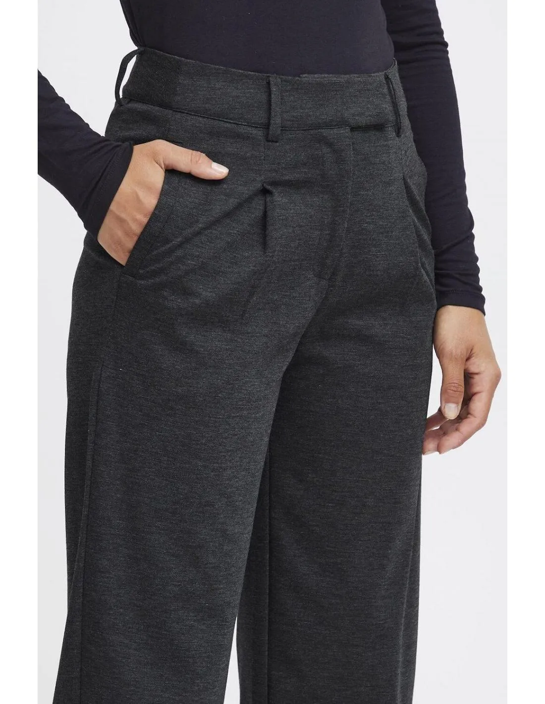 PANTALÓN LARGO ESTILO CARGO ICHI SIMONSE