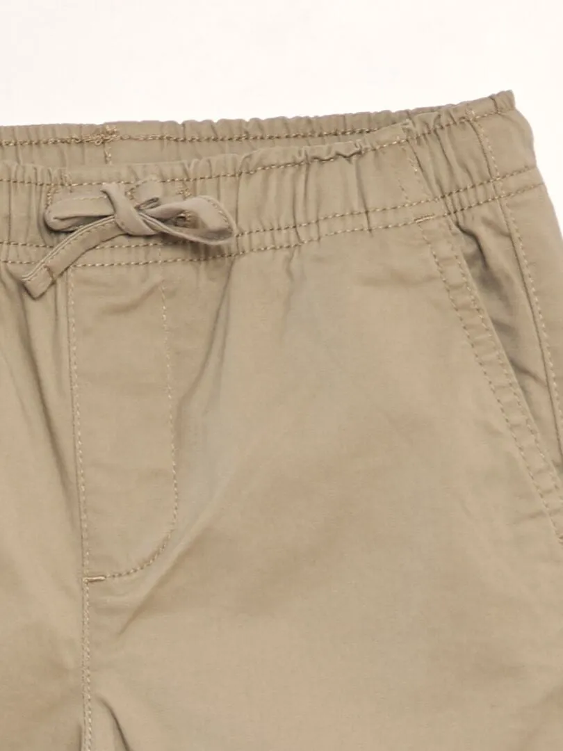 PANTALóN CON MúLTIPLES BOLSILLOS  BEIGE