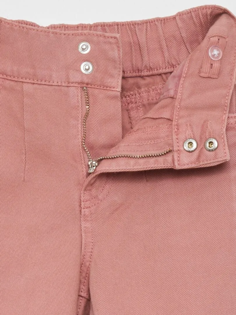 PANTALóN VAQUERO ABULLONADO  ROSA