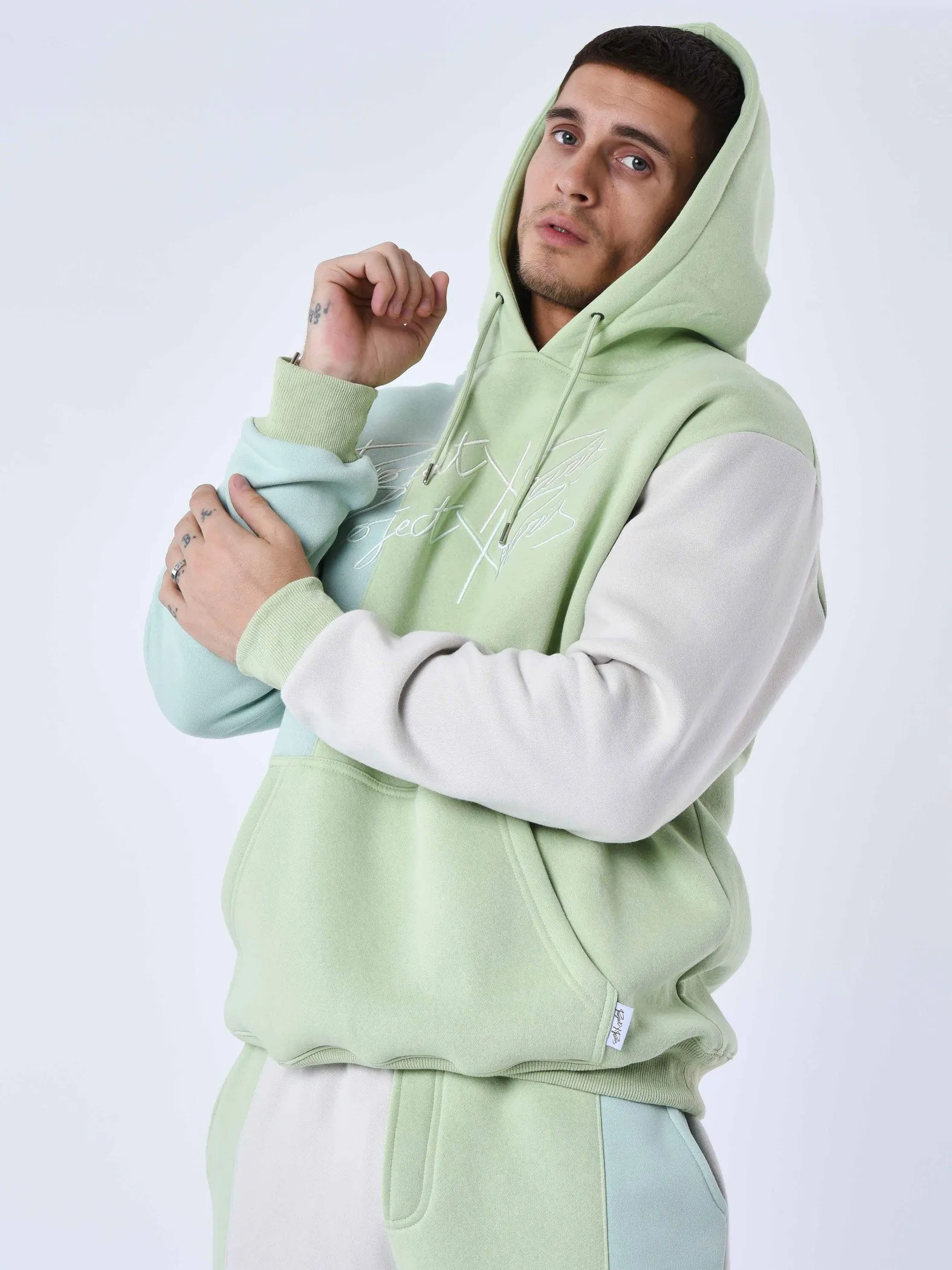 Sudadera tricolor