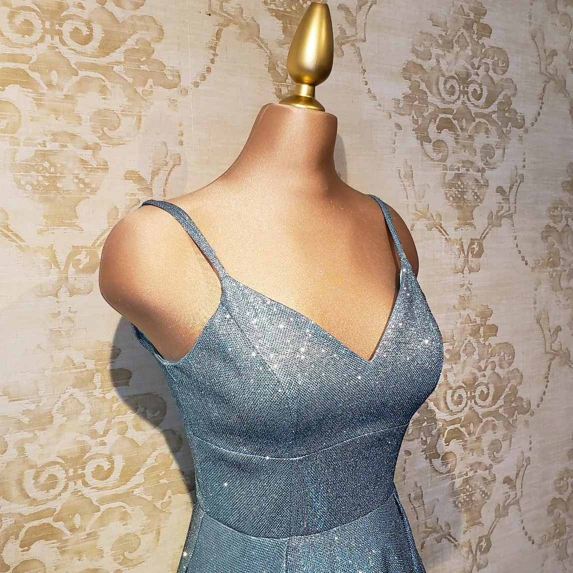 Vestido Azul Largo Brillante De Noche