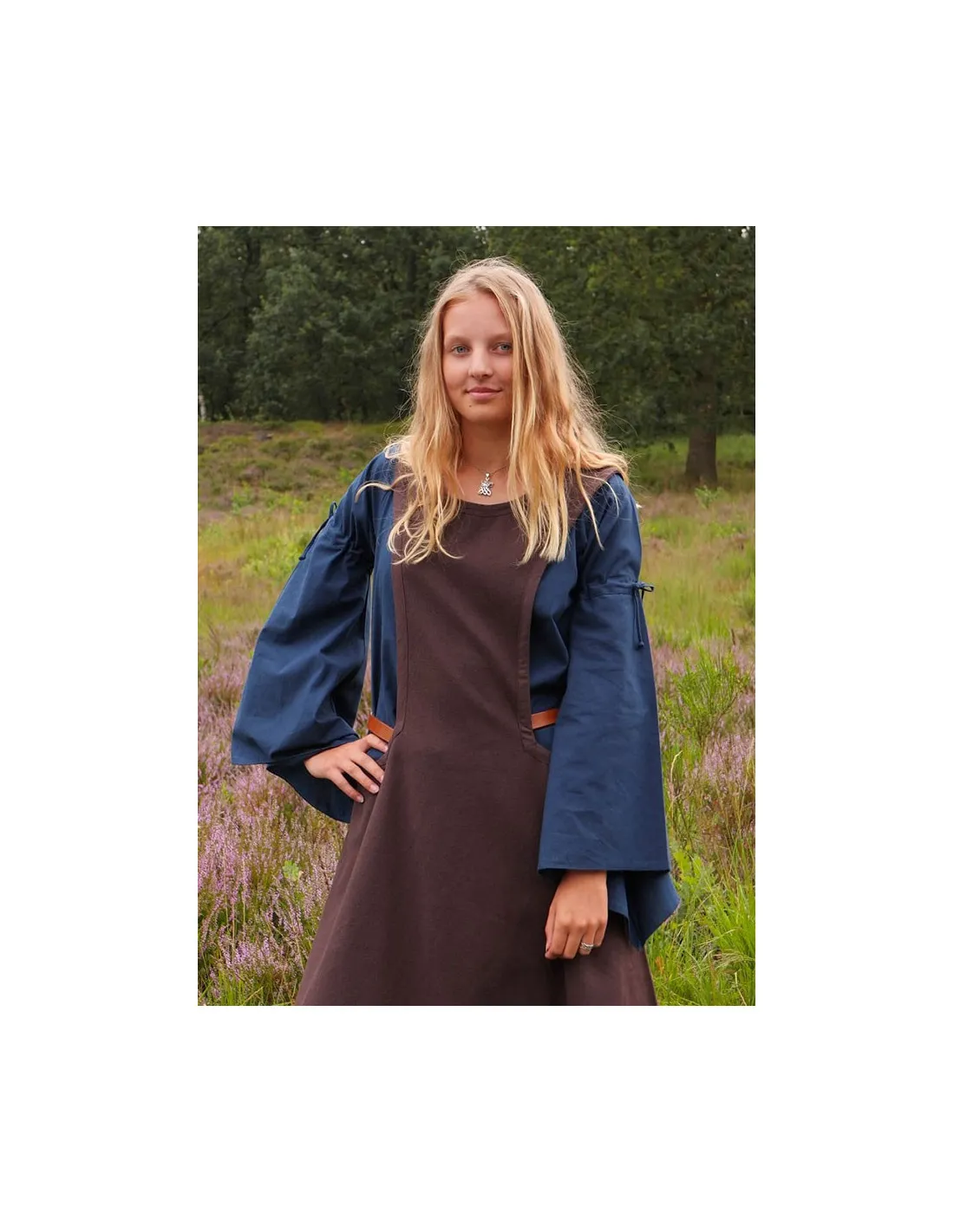 Vestido medieval Andra, marrón oscuro