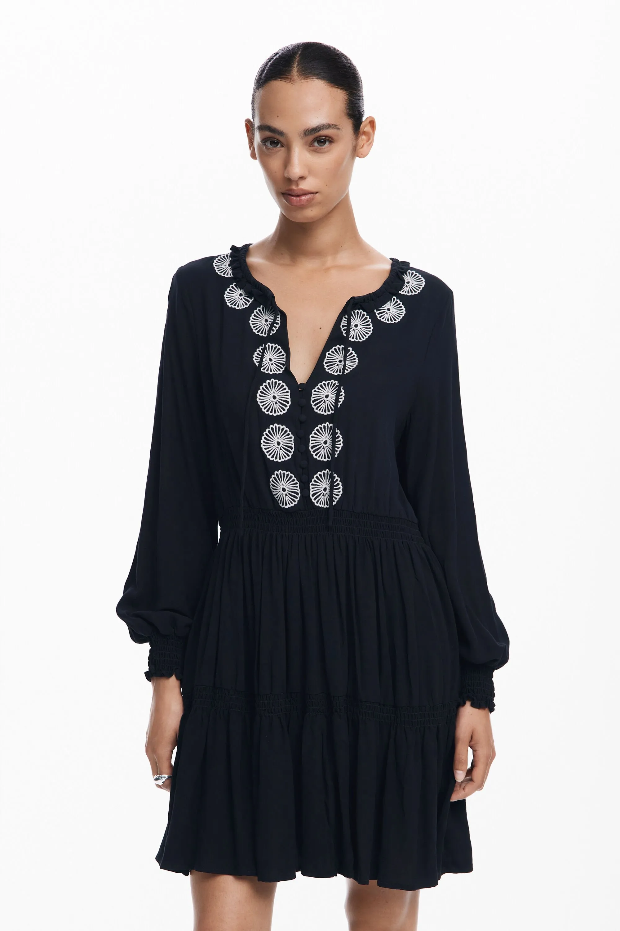 Vestido mini detalles