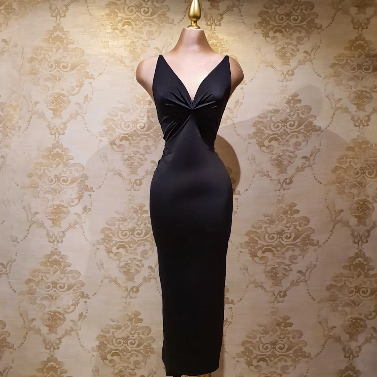 Vestido Negro Corto Tirantes Ajustado