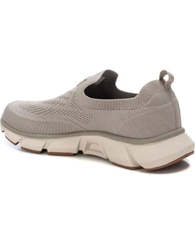 Zapatillas deporte XTI  de Hombre ZAPATILLAS SLIP ON PARA HOMBRE  TAUPE