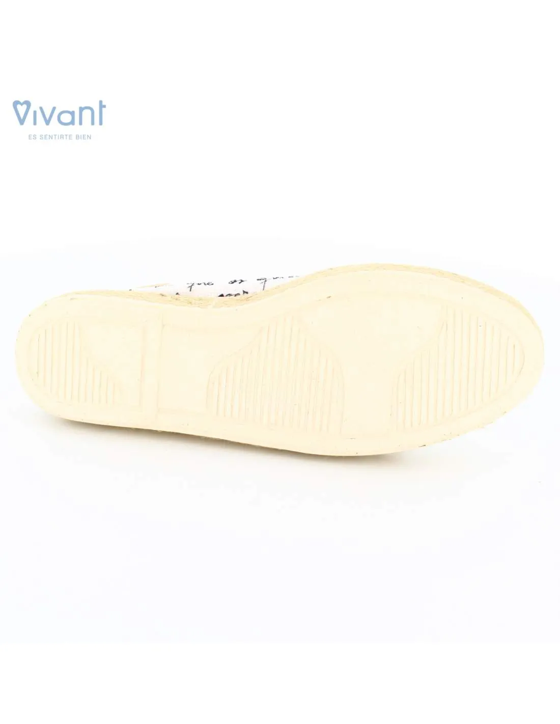 Zapatillas "Pies para qué os quiero, teniendo alas para volar" Blancas