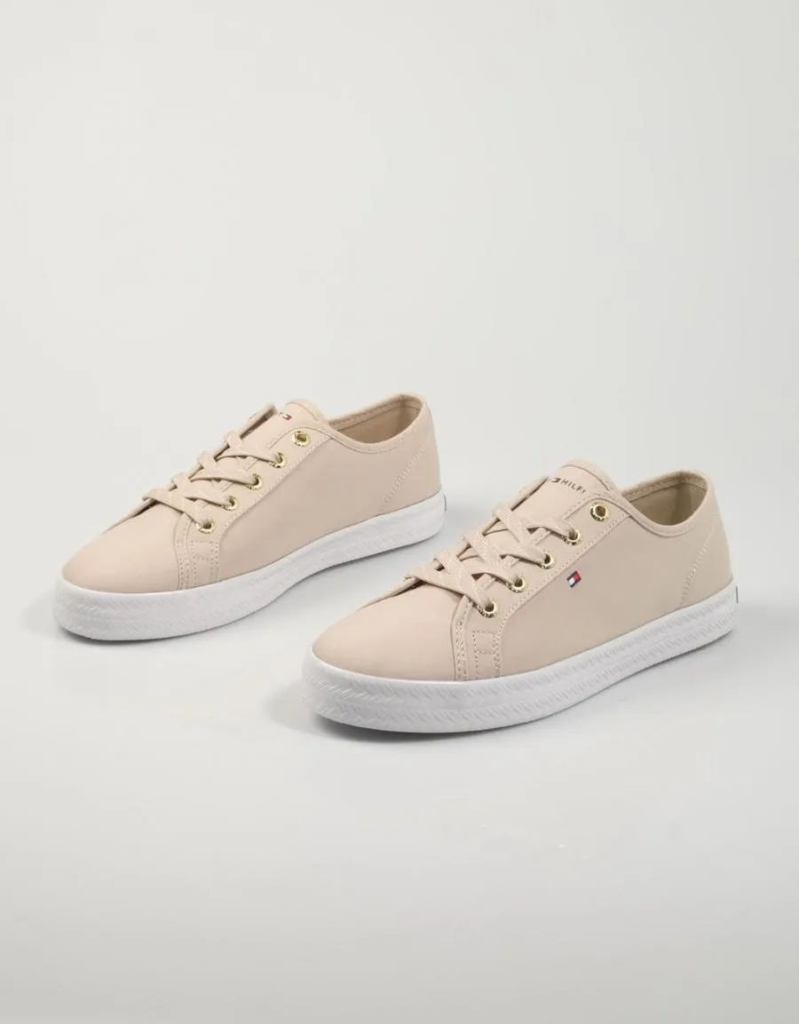 zapatillas TOMMY HILFIGER Essential Sneaker en Beige 78613