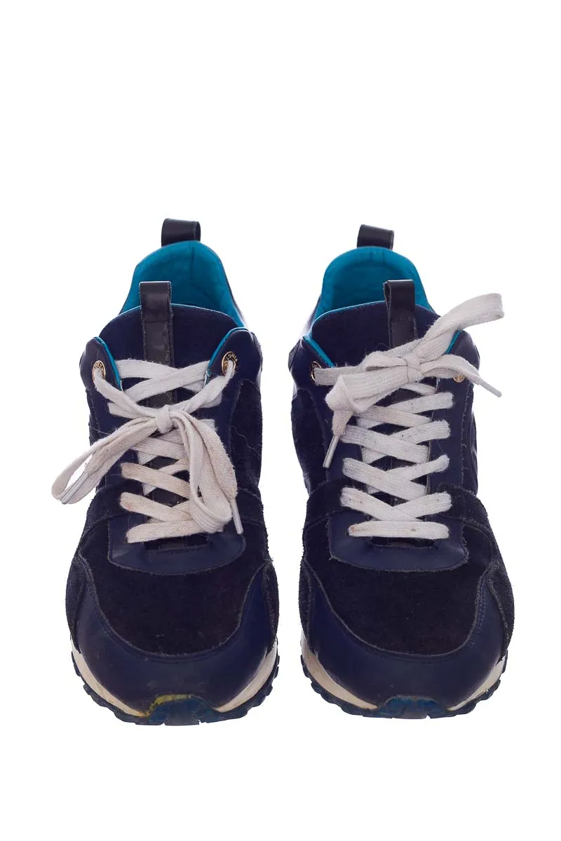 ZAPATOS COLOR AZUL  CLOSEANDO