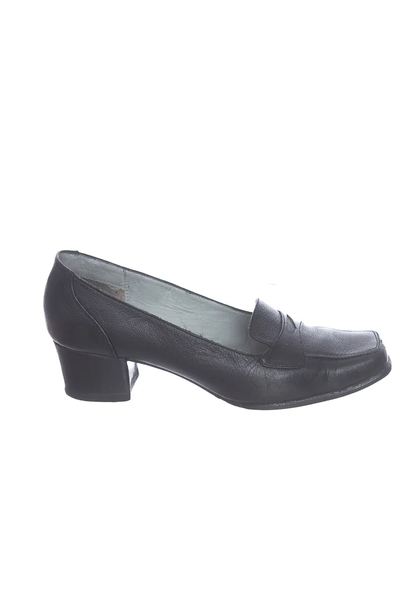 ZAPATOS COLOR NEGRO  CLOSEANDO