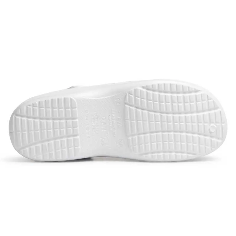 ZUECO SANITARIO EVA BLANCO ULTRALIGERO  DIAN